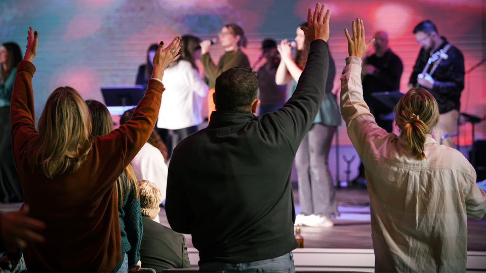 photos__0012_worship_20241223